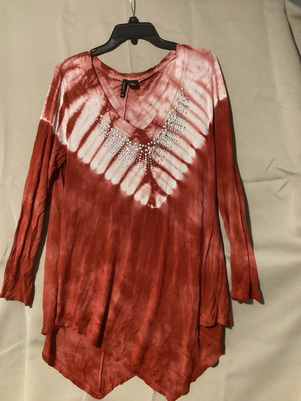 New Direction Blouse Tie Dye Crimson Color Silver Beaded VNeck Maxi Style SZ XL